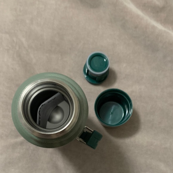 Stanley Green and Silver Thermos - Picture 5 of 6